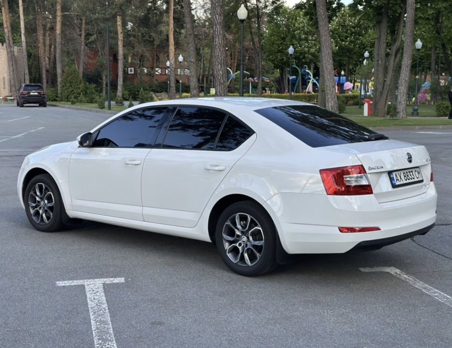 Skoda Octavia A7 Офіційна
