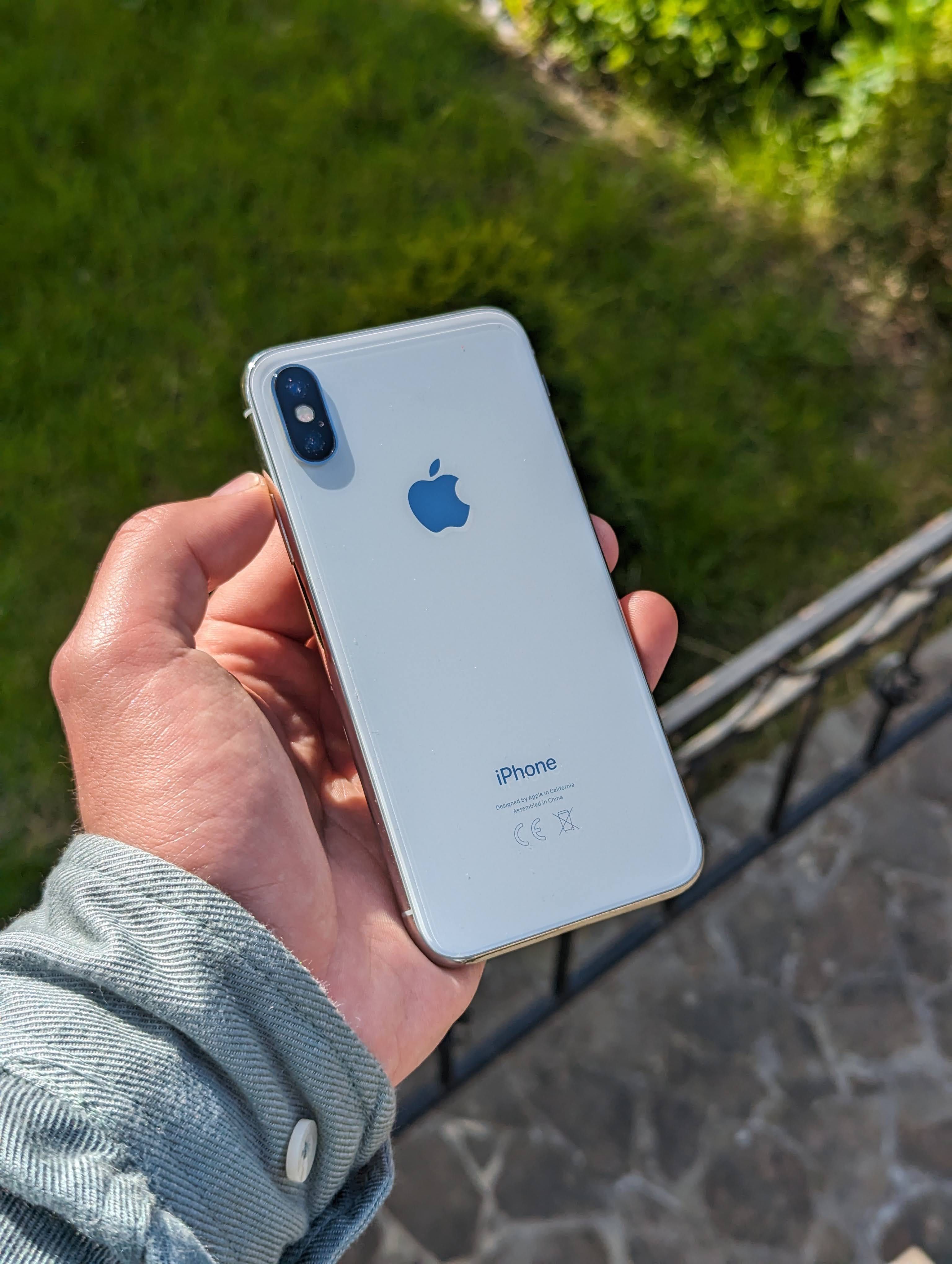 Apple iPhone X 64GB Silver Neverlock, Айфон Х, Гарний стан, Новий АКБ