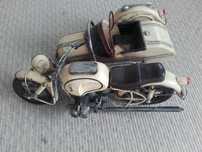 Model motocykla z koszem BMW