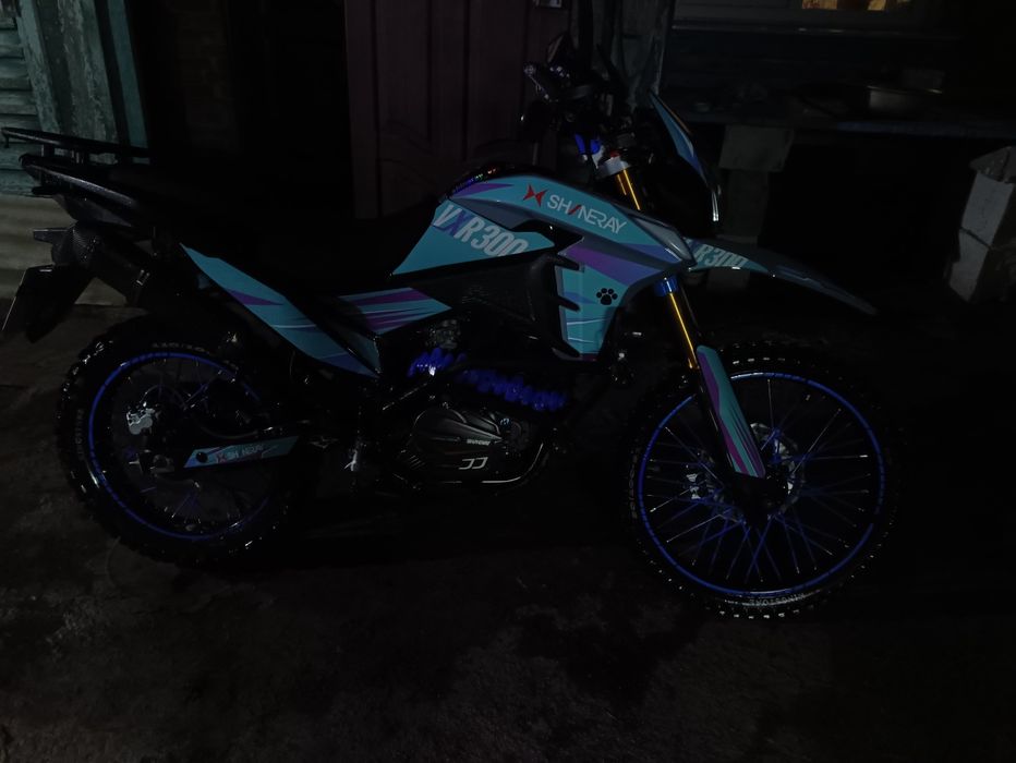 Продам мотоцикл Shineray VXR 300