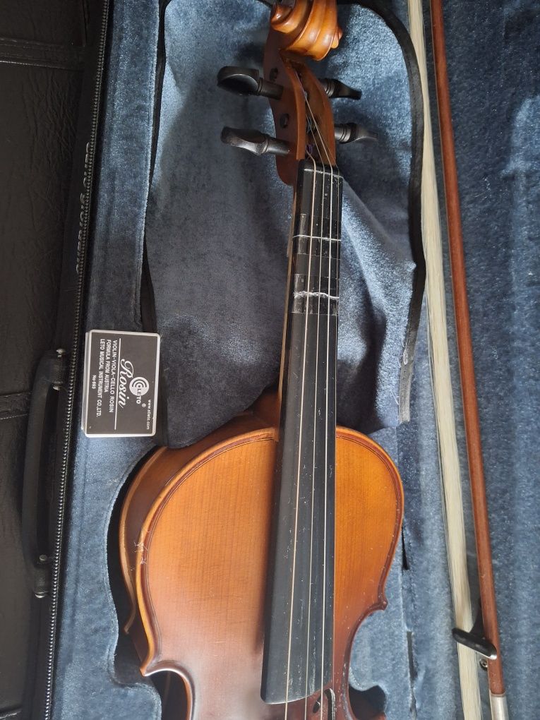 Violino 3/4 Carlo Giordano – Afinado, com estojo, arco e resina