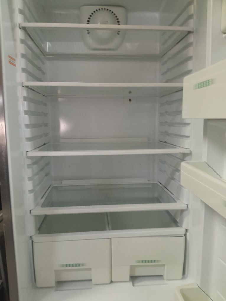 Combinado wrillpooll cinzento inox 200€