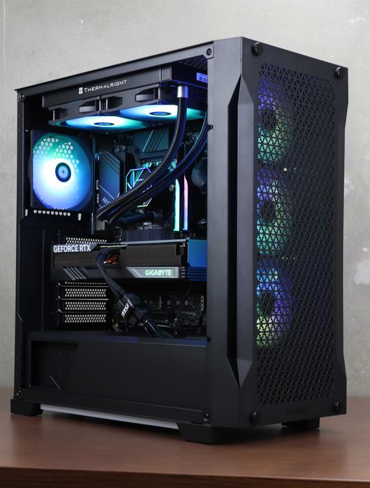 PC Gaming 4K | RTX 4070 / I9 14900K / 32GB DDR5 / WATERCOOLER / RGB