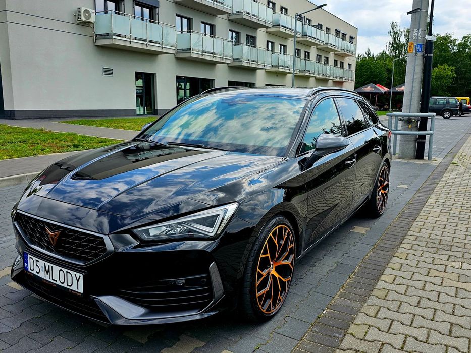 Cupra Leon Cupra Leon Sportstourer VZ 310km 4Drive