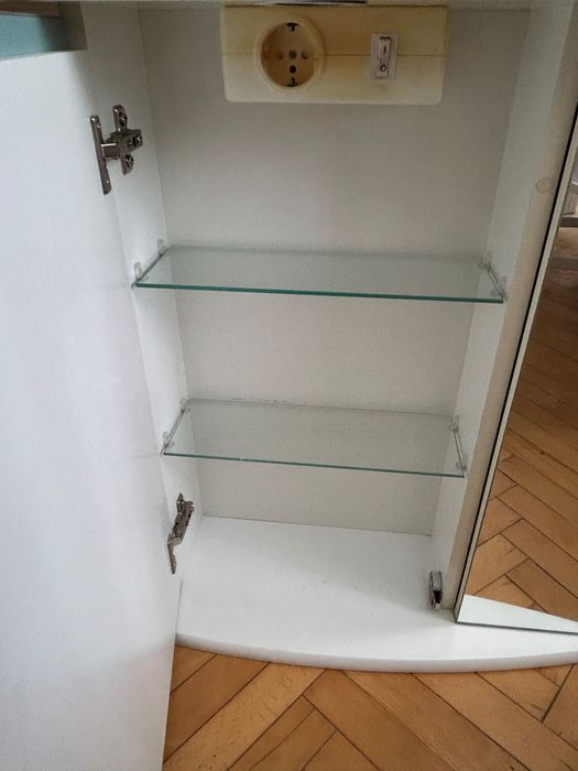 Szafka łazienkowa