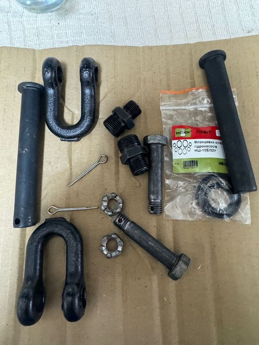 Сережка МТЗ задньої навіски в зборі А 61.09.002