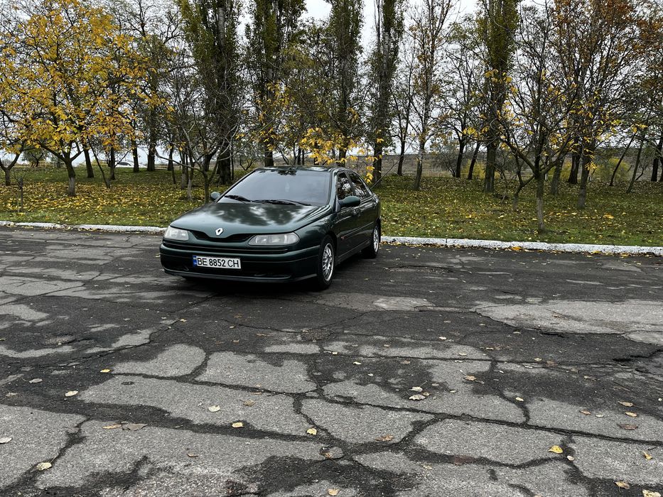 Renault laguna 2.0 бензин
