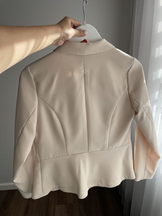 Костюм брючний молочний