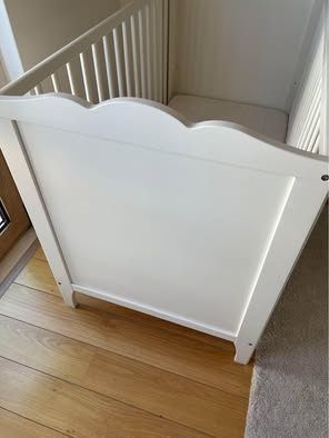 Cama de grades + colchão IKEA