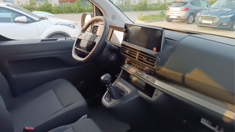 Wynajem busa z kierowcą