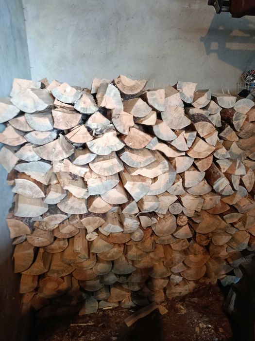 drewno, drzewo opałowe sosnowe suche