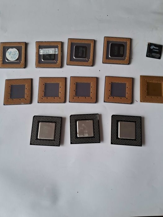 Продам древний процессор 90х годов выпуска