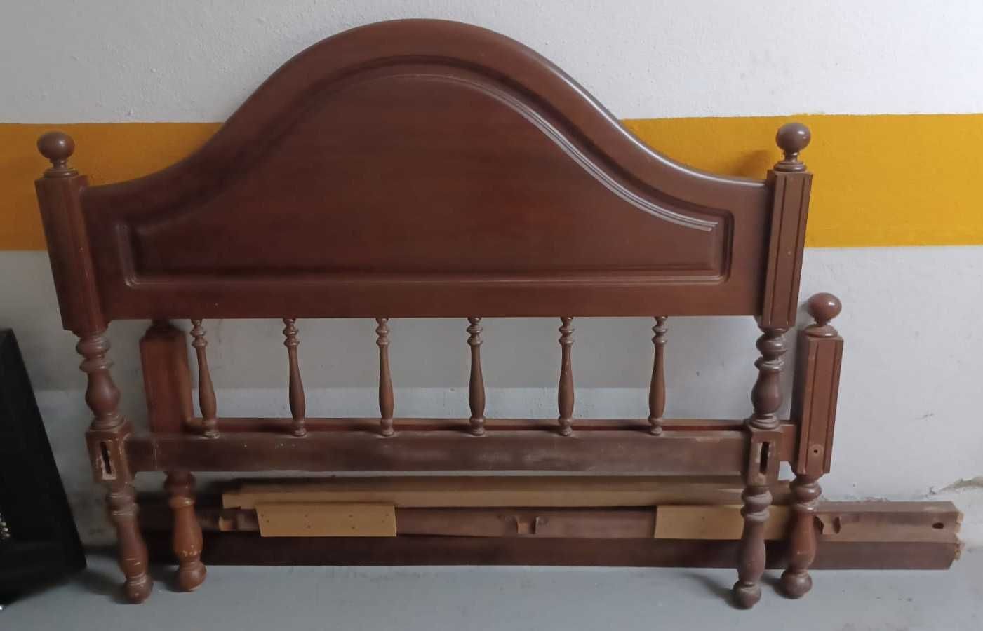 Estrutura cama de casal em madeira maciça 140x200cm