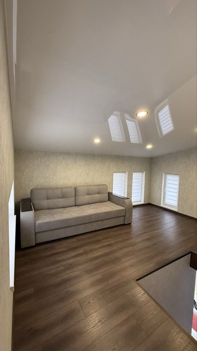 Продам новый  Дом район чайки