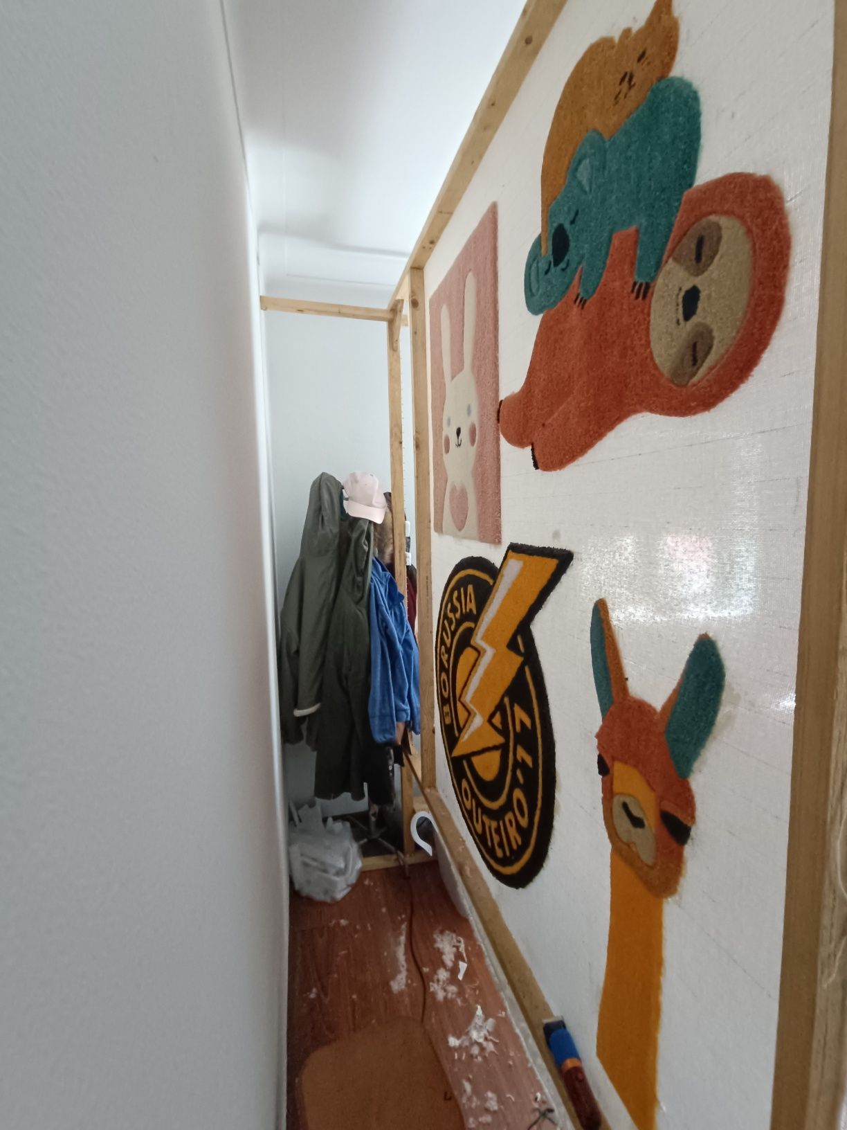 Máquina tufting e material necessário