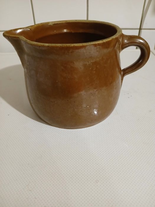 Garnuszek z kamionki Bochnia