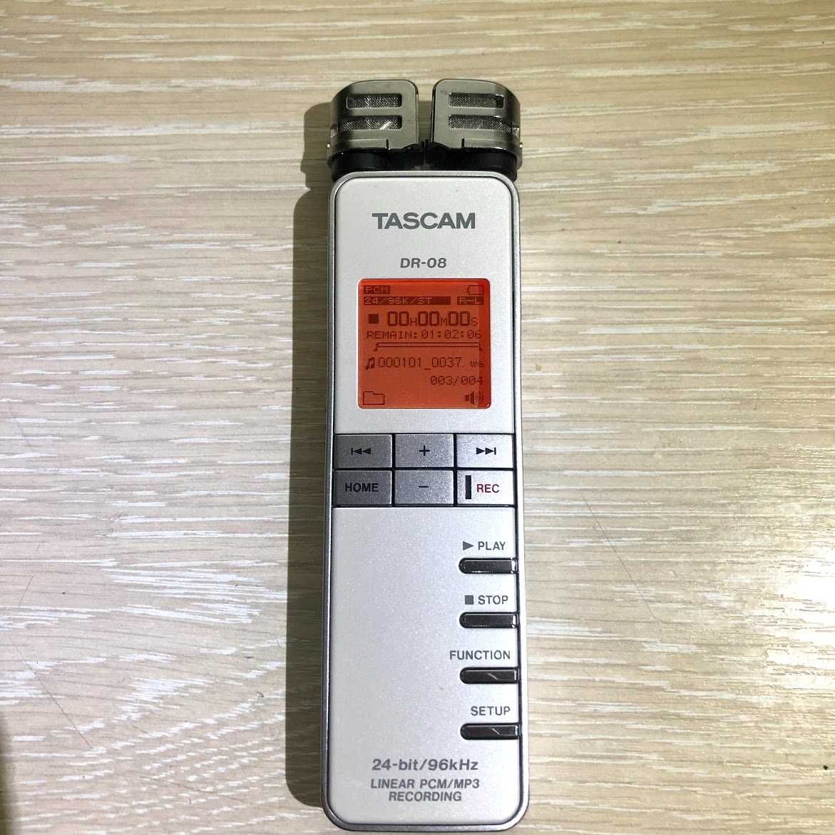 Рекордеры Tascam DR 1, DR-08, DR 40, DR100, DR60D mk2, DR-70D, DR 680