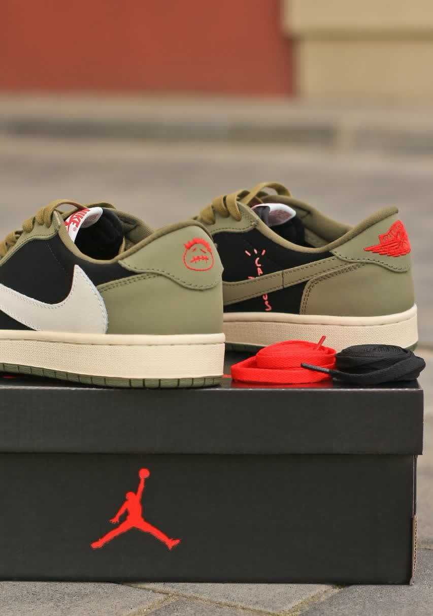 Кросівки Travis Scott x Air Jordan 1 Low кросівки Найк чоловічі