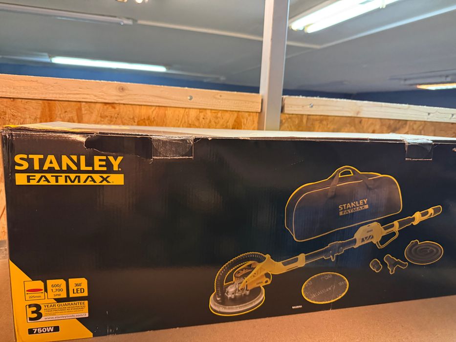 Шліфмашина для стін Stanley FatMax