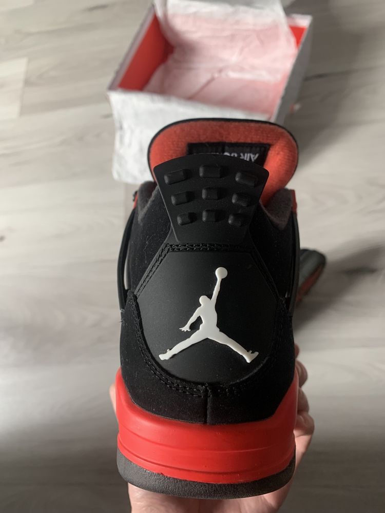 Air Jordan 4 Red Thunder