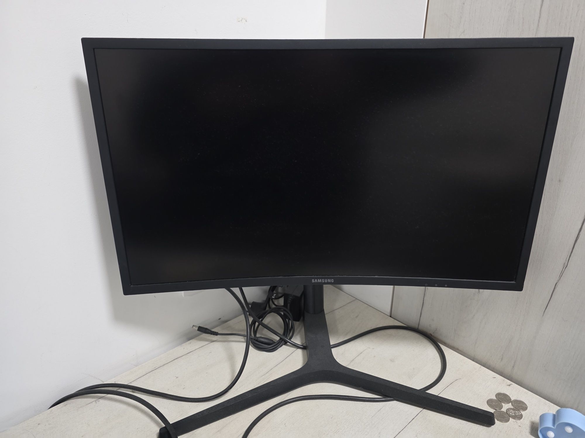 Игровой монитор samsung Curved C27HG700QQ