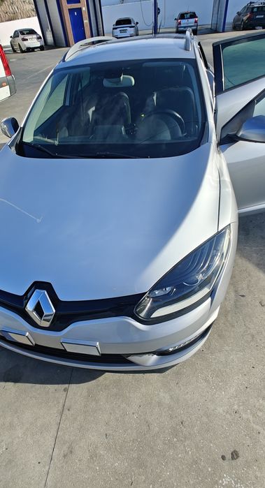 Renault Mégane 1.5 dCi Sport EDC – 2015 / Automático / Excelente Estad