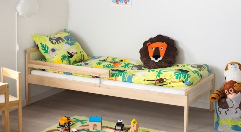 Łóżko dziecięce IKEA 70×160 z materacem