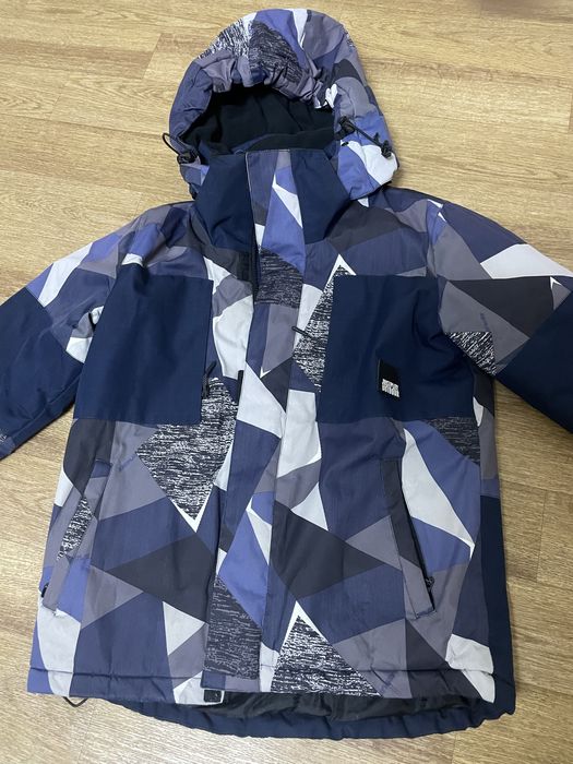 Продам зимнюю термокуртку лыжную Just Play р.152