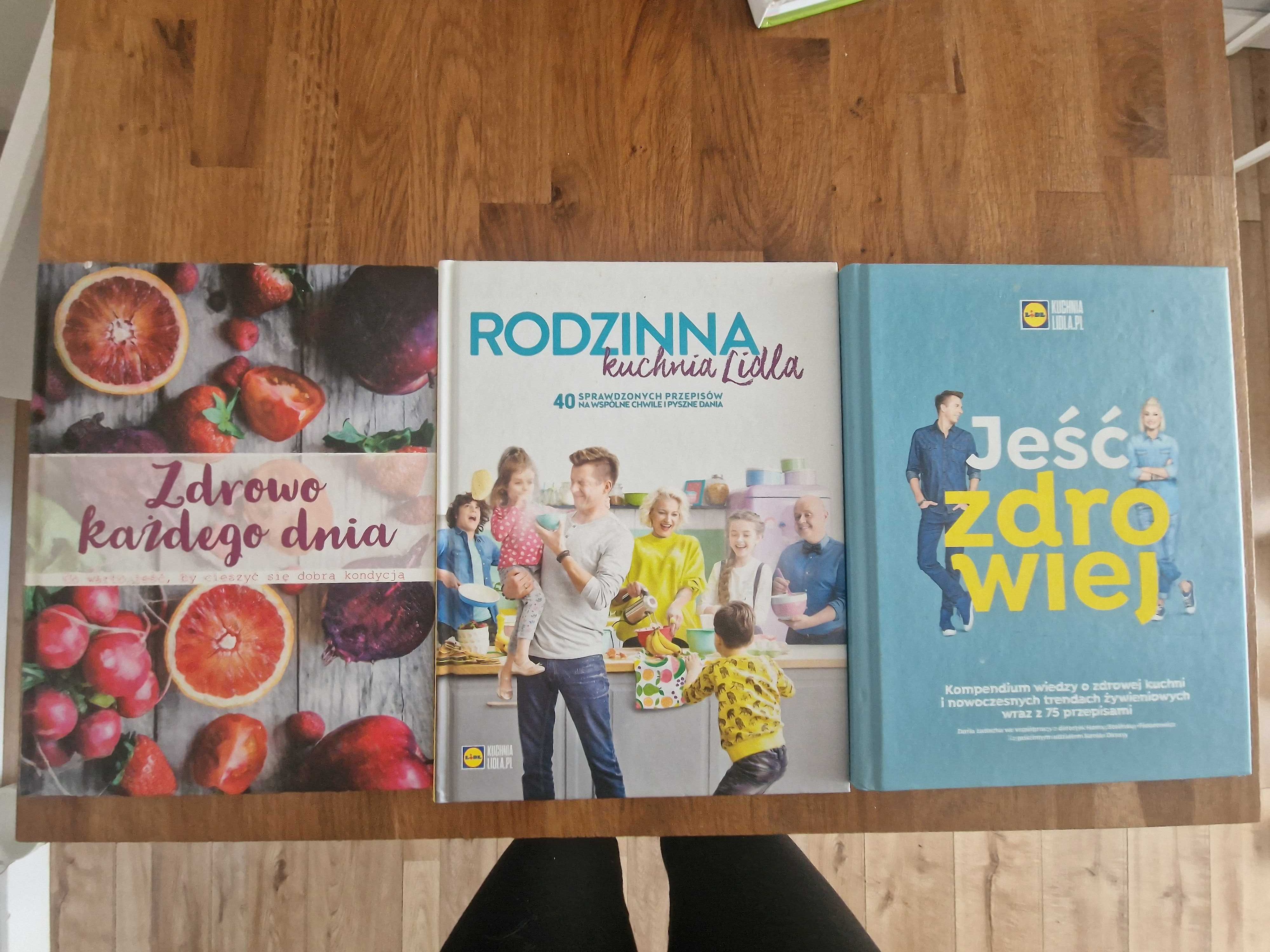 Zestaw książek kucharskich (Lidl, Biedronka)