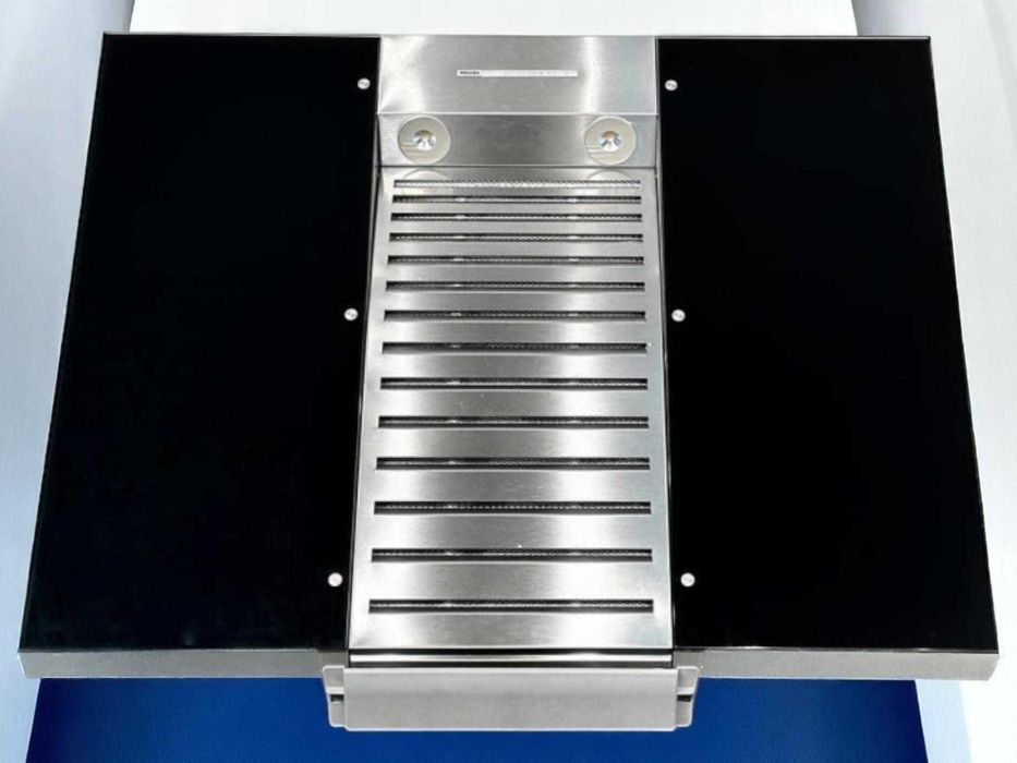 Витяжка Miele / Міле DA 6096 W, чорна/хром, 60 см, LED