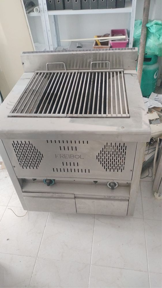 Vende se grelha eletrica