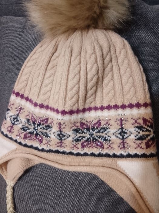 Шапка для дівчинки з вушками