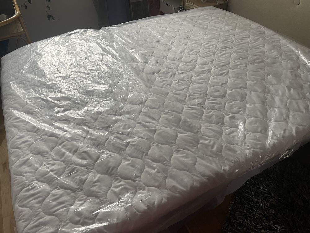Materac nawierzchniowy H3 VENERDI BLACK 160x200x7 cm ŚREDNIOTWARDY