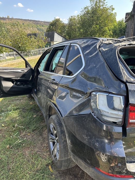 BMW X5 F15 ціла або по  запчастинах