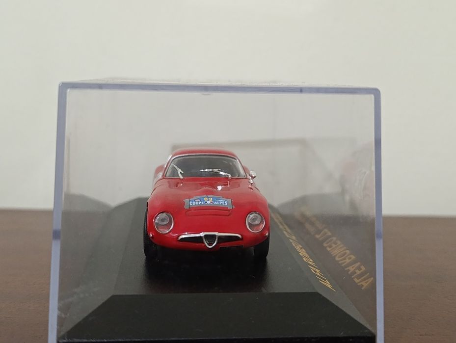 Alfa Romeo TZ 1/43