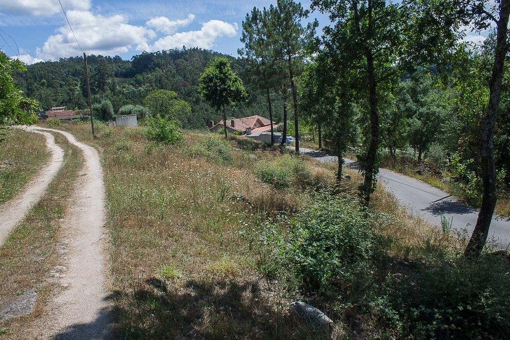 Terreno em Poiares,  
Ponte de Lima -