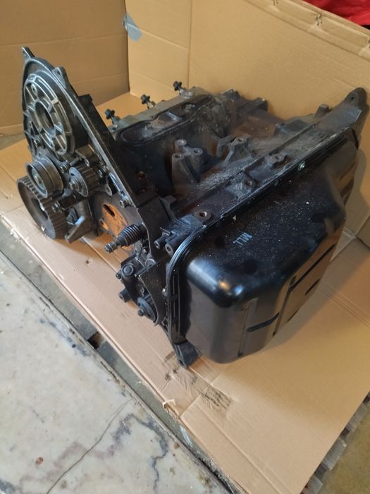 Motor Mitsubishi 2.500 gasóleo.