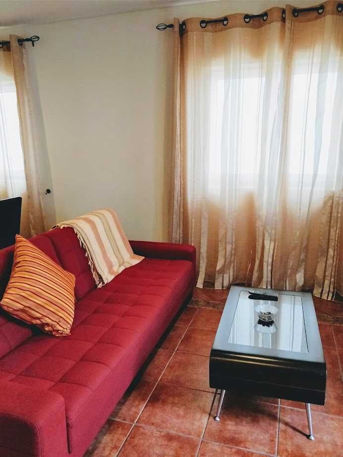 Andar moradia T2 centro Vila Praia de Ancora
