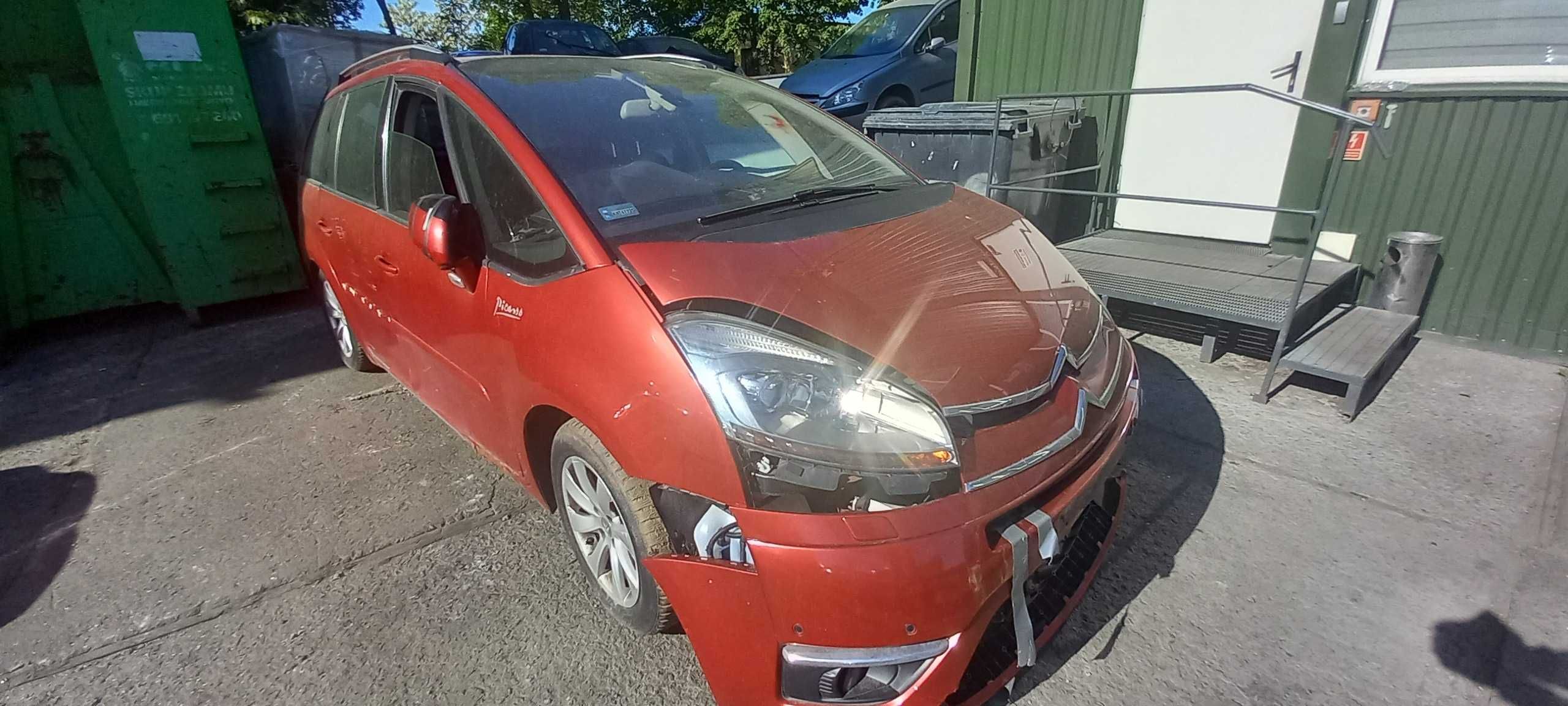 (2) 2010 Citroen C4 Picasso 2.0HDI 136KM RHJ kolor EKQD Silnik części