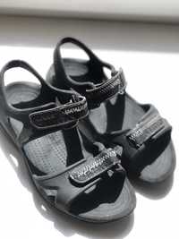 Crocs sandals M6, W8 на мальчика 23-24 см стелька