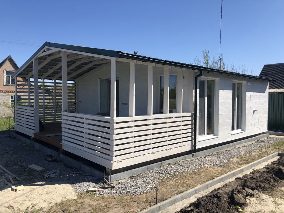 Готовий будинок з ремонтом і сантехнікою