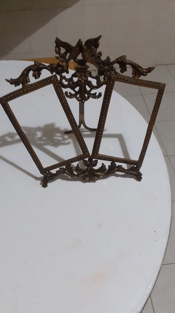 Moldura de Bronze antiga