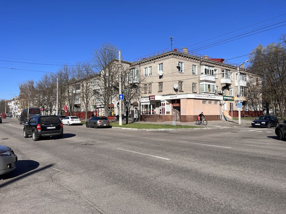 Оренда приміщення магазину, Червона лінія, 76,6м2