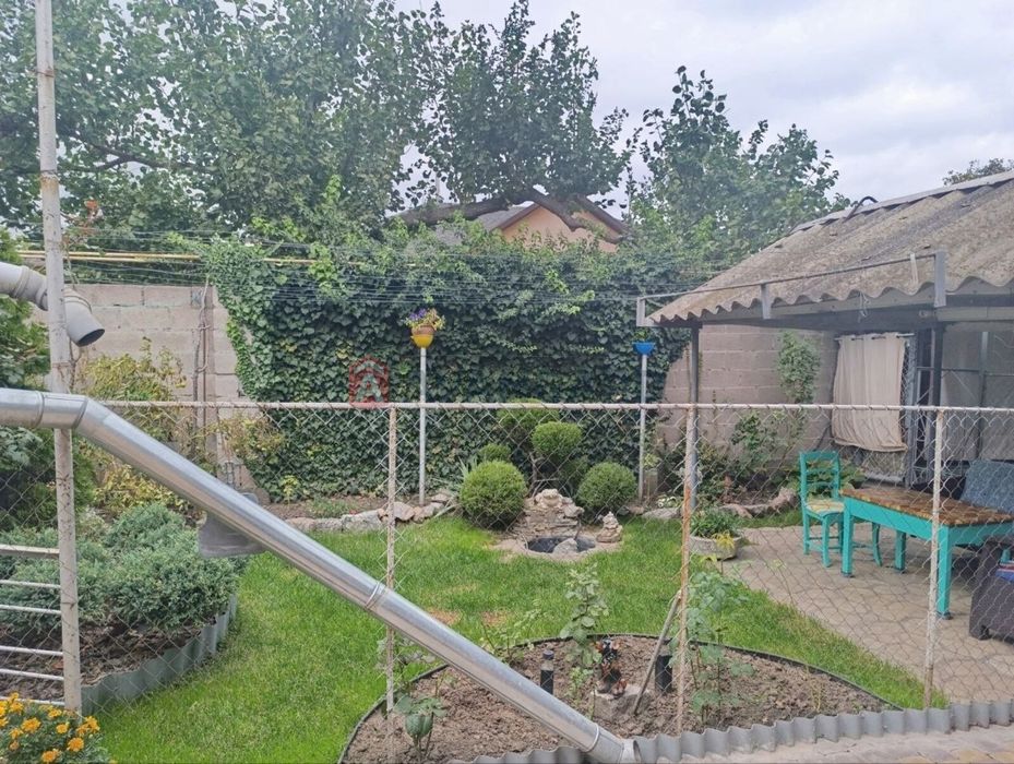 Продам частину будинку в центрі Бородинського (поряд із Сільпо)