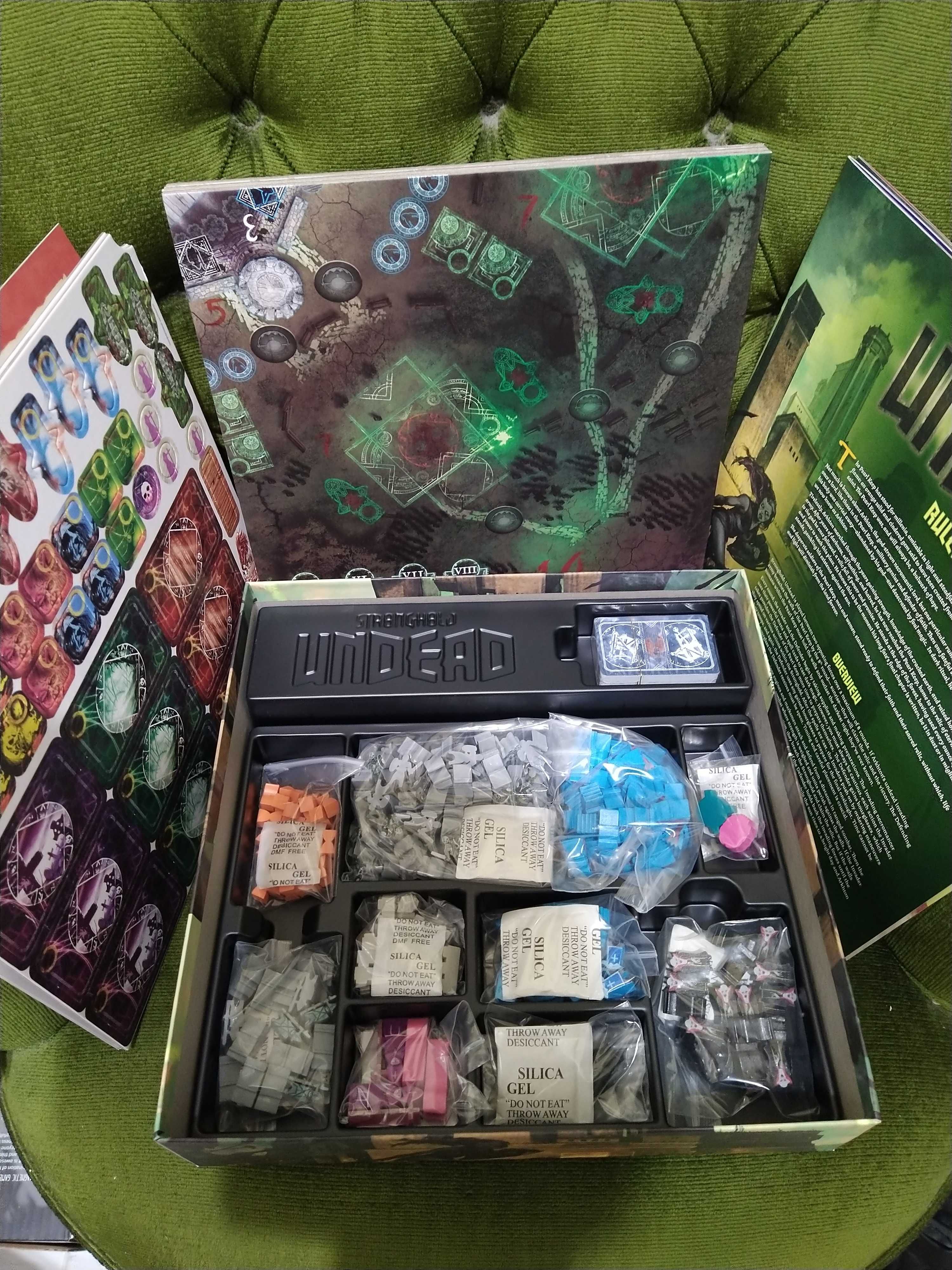 Jogo de Tabuleiro "Stronghold: Undead" - Kickstarter Edition - NOVO