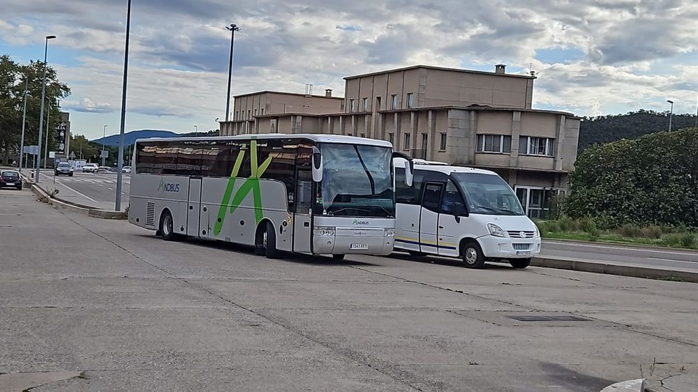 Пасажирські перевезення по Україні і закордон, оренда автобусів!
09***