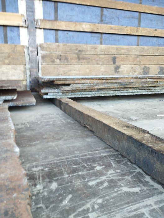 Продам лист 20 мм товщина,