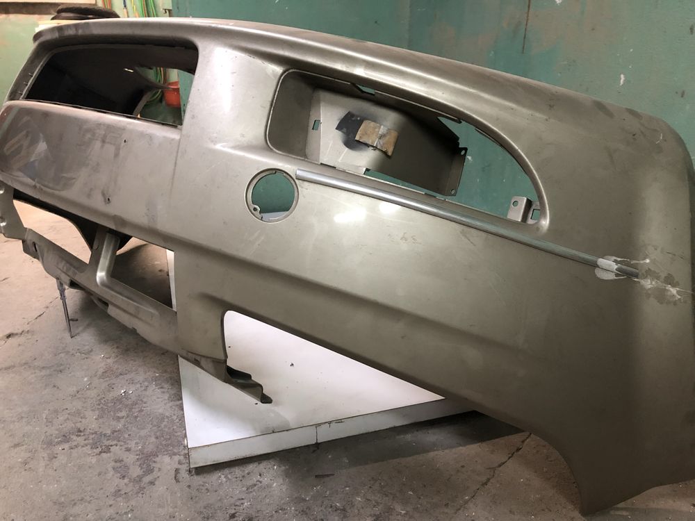 Zderzak przedni Fiat Linea
