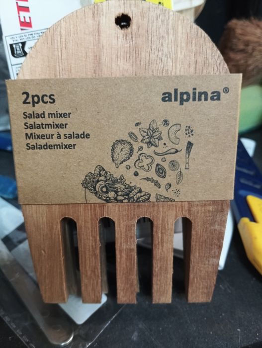 drewniane łapki do sałaty