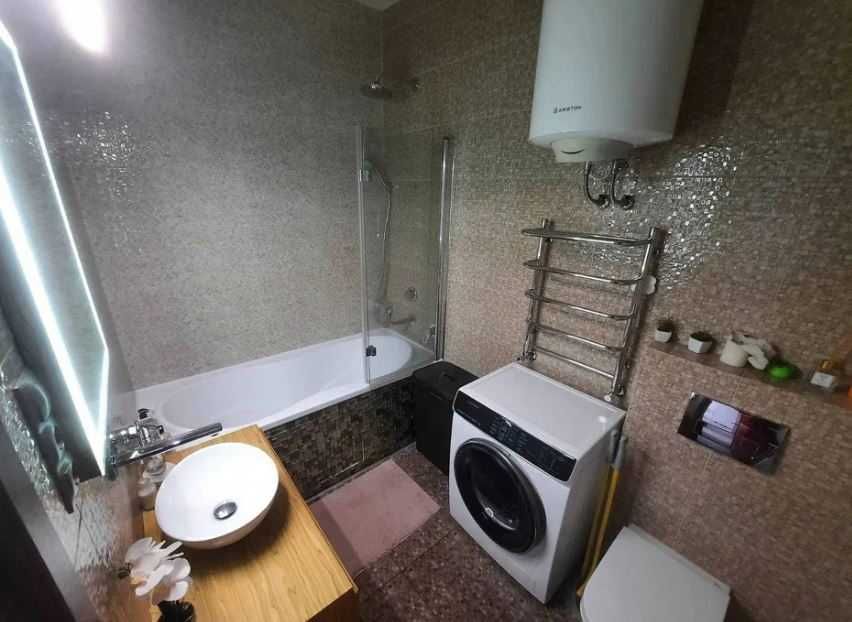 Продается 3-х комн. кв. на Проспекте с капремонтом, р-н Металлургов